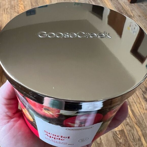 Goose Creek Scarlet Apple 3 Wick Candle - Picture 5 of 6